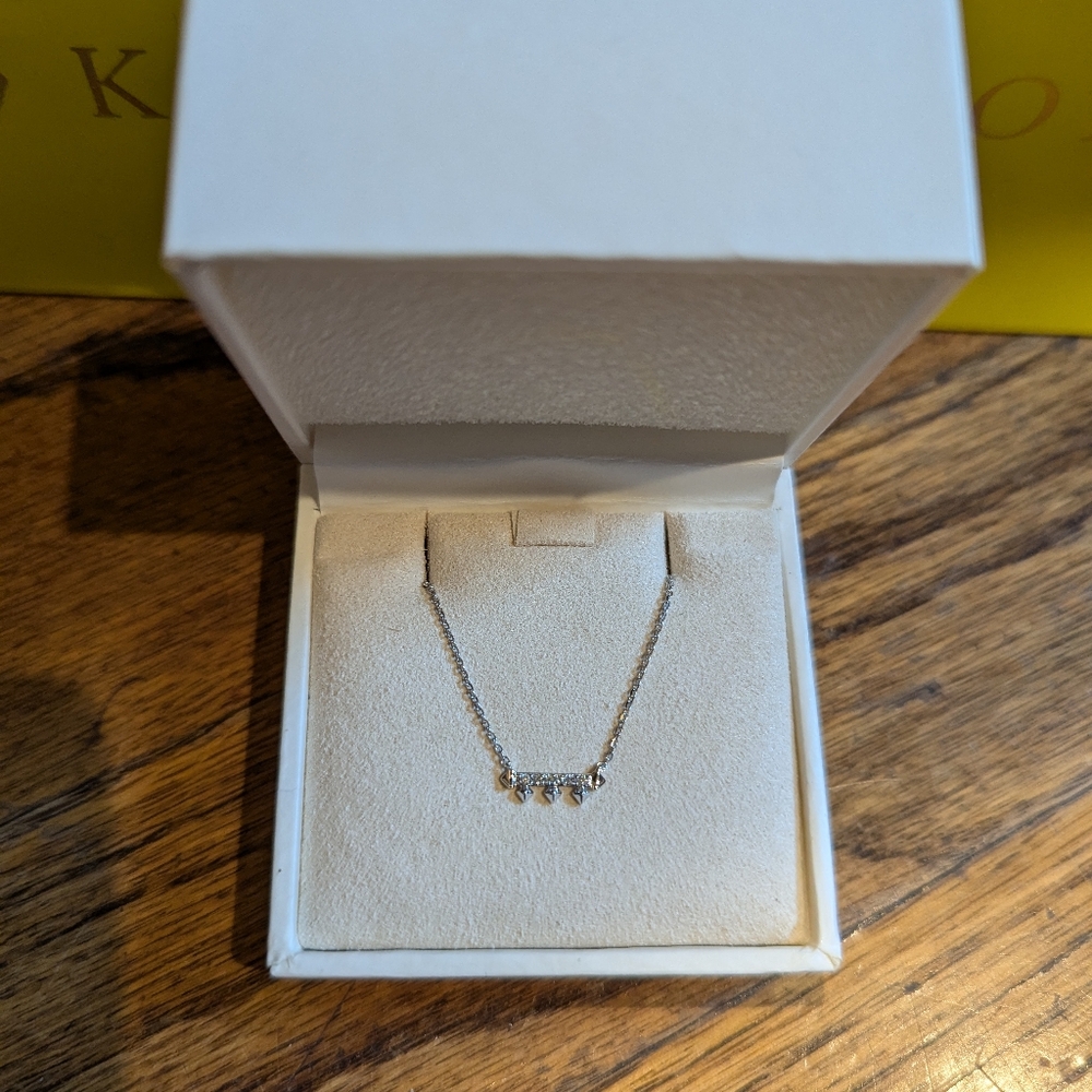 Kendra Scott Katy Diamond necklace 14k White Gold Gift Box